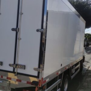 caminhao pequeno frigorifico
